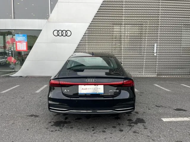 Audi A7 2024 45 TFSI Selection exterior photo 5