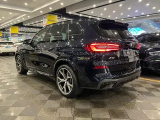 BMW X5 2021 xDrive40i Premium Class M Sports suit interior photo 8