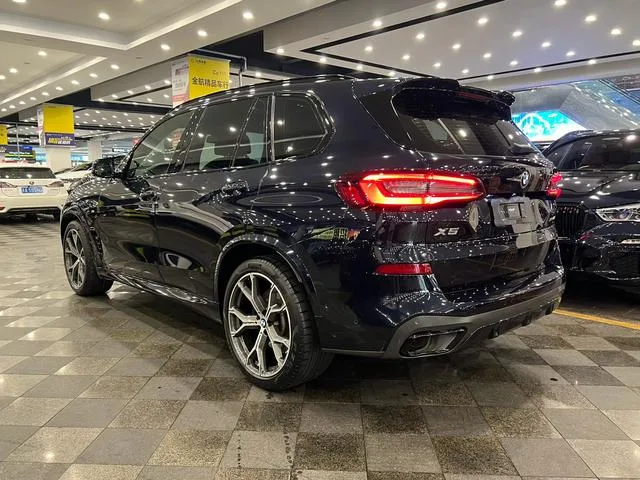 BMW X5 2021 xDrive40i Premium Class M Sports suit interior photo 8