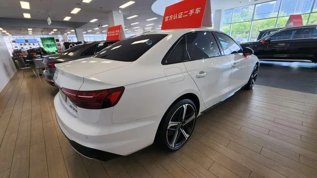 Audi A4L 2024 40 TFSI Deluxe Dynamic exterior photo 5