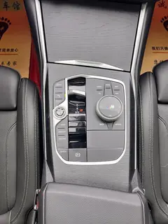 BMW 4 Series 2023 425i Gran Coupe M Sports suit interior photo 16