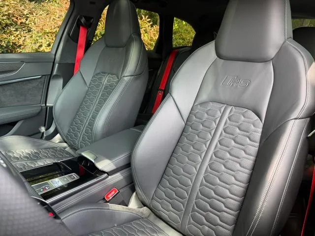 Audi RS 6 2021 RS 6 4.0T Avant interior foto 8