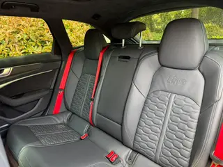 Audi RS 6 2021 RS 6 4.0T Avant interior foto 12