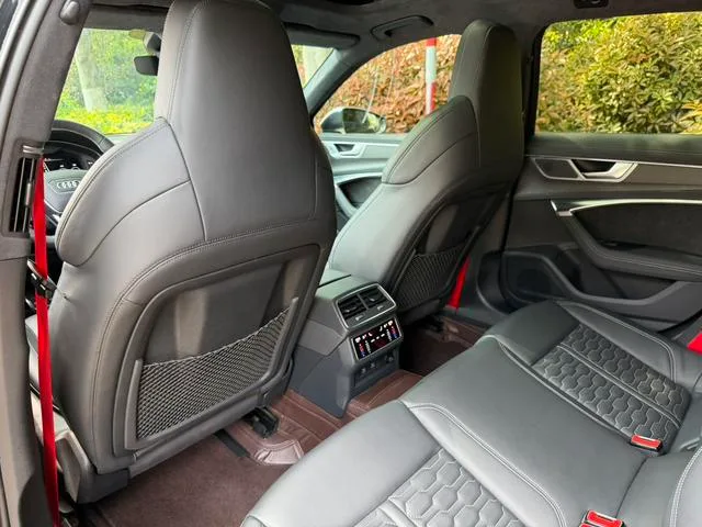 Audi RS 6 2021 RS 6 4.0T Avant interior foto 14