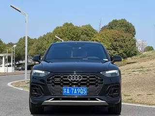 Audi Q5L 2024 40TFSI Deluxe Dynamic exterior photo 2