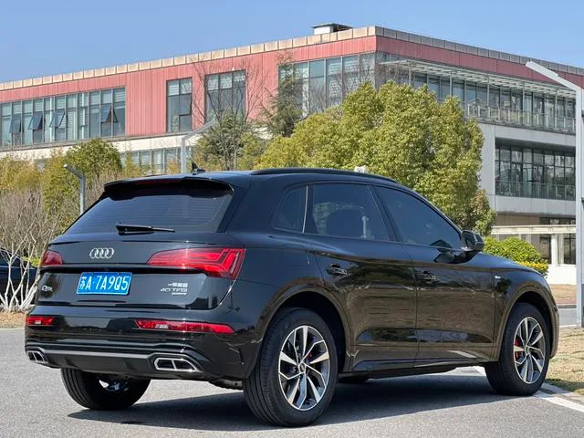 Audi Q5L 2024 40TFSI Deluxe Dynamic exterior photo 5