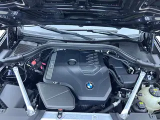 BMW X3 2021 Restyling xDrive28i M Sports suit interior photo 9