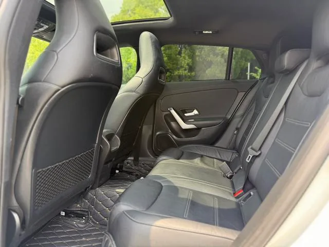 Mercedes-Benz CLA 2020 CLA 260 4MATIC Five-door hunting sports car exterior photo 4