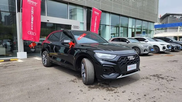 Audi Q5L 2024 40TFSI Deluxe Dynamic exterior photo 3