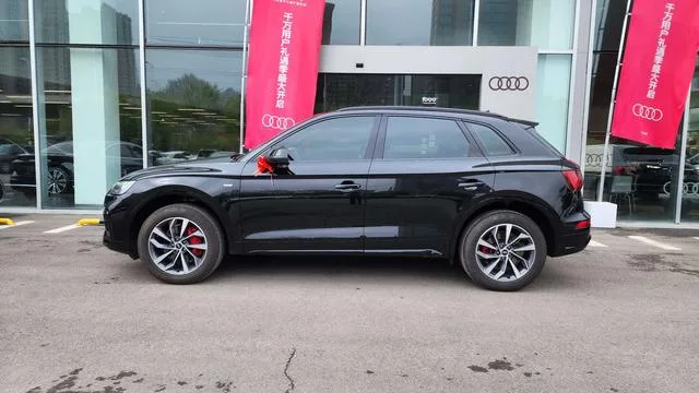Audi Q5L 2024 40TFSI Deluxe Dynamic exterior photo 4
