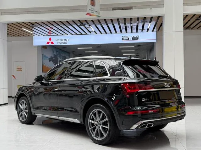 Audi Q5L 2022 40T Deluxe Dynamic exterior photo 6