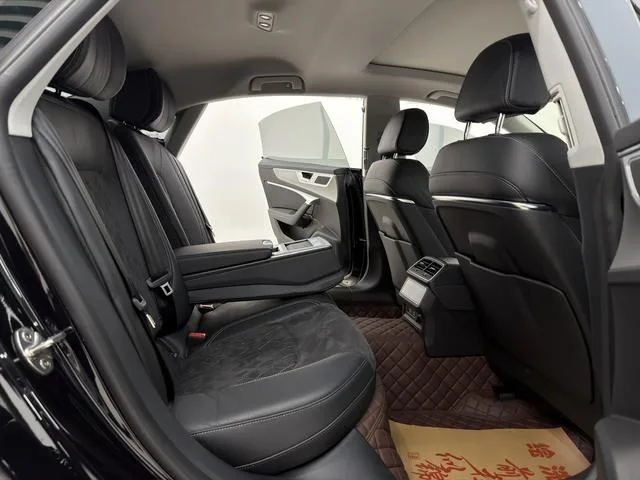 Audi A7L 2022 45 TFSI quattro S-line Voir le costume d'écoulement lointain intérieur photo 8