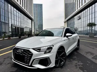 Audi A3 2022 Sportback 35 TFSI Модный спортивный тип