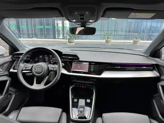 Audi A3 2022 Sportback 35 TFSI Estilo deportivo de moda exterior foto 9