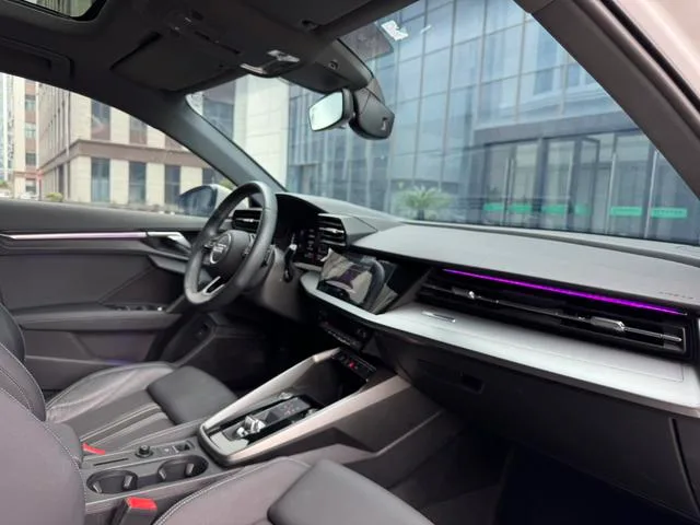 Audi A3 2022 Sportback 35 TFSI Estilo deportivo de moda interior foto 13
