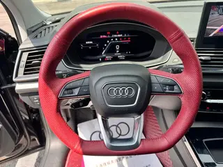 Audi Q5L 2022 40T Deluxe Dynamic interior photo 14