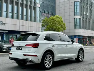Audi Q5L 2022 Reforma 40T Deluxe dinámico interior foto 13