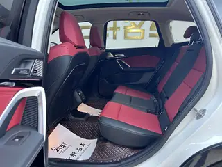 BMW X1 2023 sDrive25Li X Design Suit interior photo 8