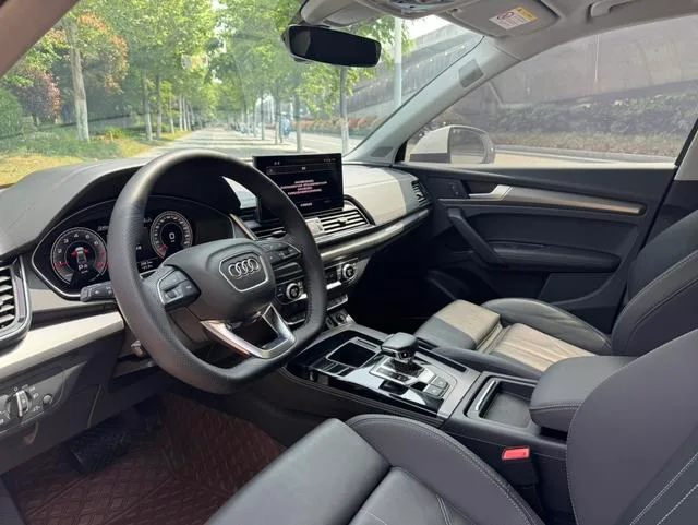 Audi Q5L 2022 45T Deluxe Dynamic exterior photo 6