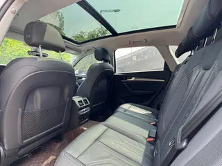 Audi Q5L 2022 45T Deluxe Dynamic interior photo 7