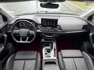 Audi Q5L 2022 Restyling 45T Deluxe Dynamic interior photo 9
