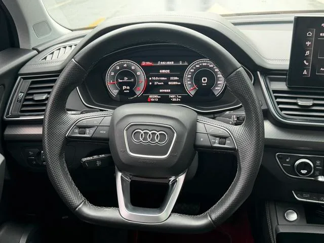 Audi Q5L 2022 Restyling 45T Deluxe Dynamic interior photo 14