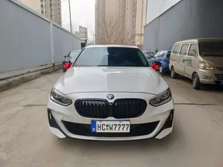 BMW 1 Series 2021 120i M Sports version exterior photo 2