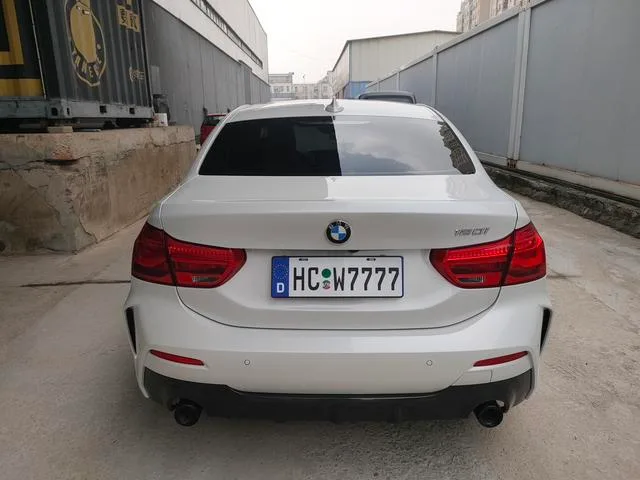 BMW 1 Series 2021 120i M Sports version exterior photo 5