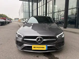 Mercedes-Benz CLA 2021 CLA 200 Four-door coupe exterior photo 2