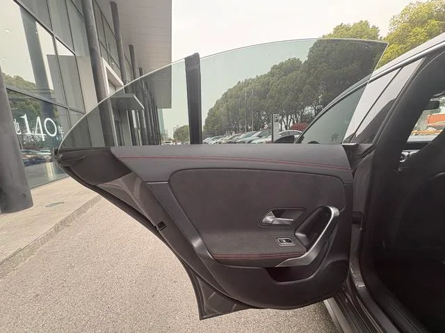Mercedes-Benz CLA 2021 CLA 200 Four-door coupe interior photo 7