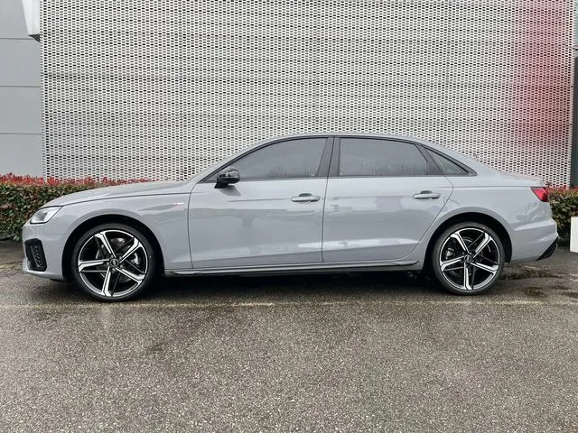 Audi A4L 2024 40 TFSI Deluxe Dynamic exterior photo 3