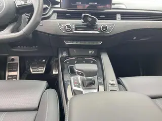 Audi A4L 2024 40 TFSI Deluxe Dynamic interior photo 9