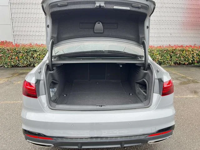 Audi A4L 2024 40 TFSI Deluxe Dynamic interior photo 13