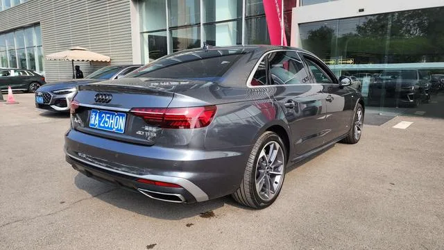 Audi A4L 2024 40 TFSI Tipo dinámico de moda exterior foto 5