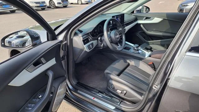 Audi A4L 2024 40 TFSI Tipo dinámico de moda interior foto 6