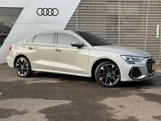 Audi A3 2025 A3L Limousine 35 TFSI Flying exclusif intérieur photo 12