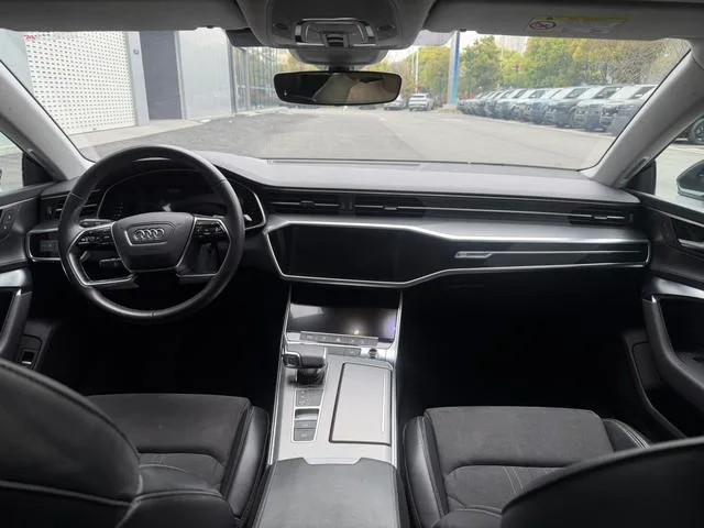 Audi A7L 2024 45 TFSI S-line Ensemble de cristal de rêve extérieur photo 5