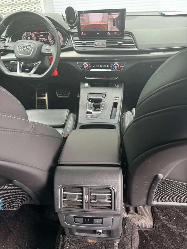 Audi Q5L 2023 45T Deluxe Dynamic interior photo 12
