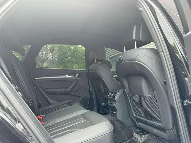 Audi Q5L 2023 45T Deluxe Dynamic interior photo 15