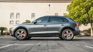 Audi Q5L 2022 45T Deluxe Dynamic exterior photo 3
