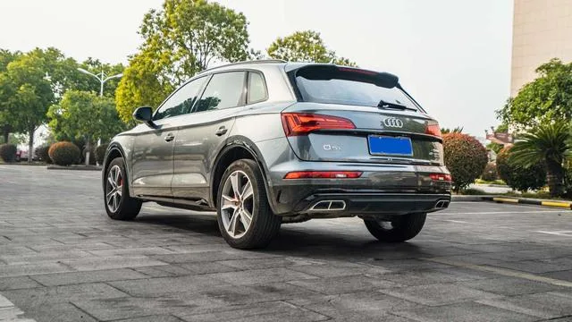 Audi Q5L 2022 45T Deluxe Dynamic exterior photo 4