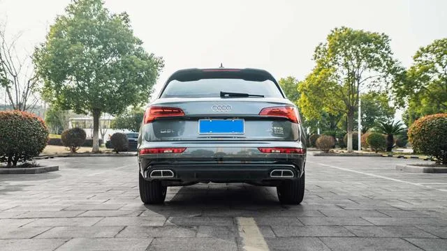 Audi Q5L 2022 45T Deluxe Dynamic exterior photo 5