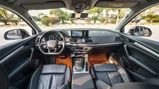 Audi Q5L 2022 45T Deluxe Dynamic interior photo 8