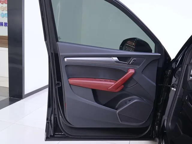 Audi Q5L 2024 40TFSI Deluxe Dynamic interior photo 19