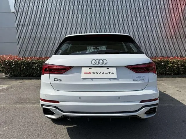 Audi Q3 2025 quattro 45 Anniversary Collector’s Edition 35 TFSI Fashion dynamic type interior photo 8