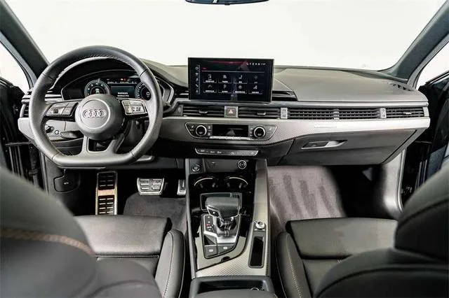 Audi A4L 2024 40 TFSI quattro RS Kit Burn Rate Type interior photo 13