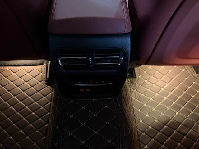 BMW 3 Series 2025 330Li M Sports Night Suit exterior photo 7
