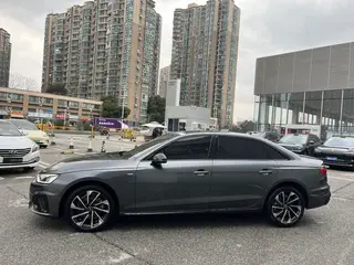 Audi A4L 2023 40 TFSI Deluxe Dynamic exterior photo 3