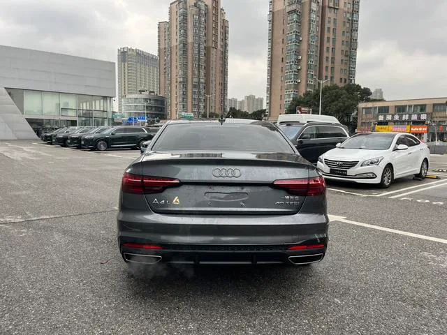 Audi A4L 2023 40 TFSI Deluxe Dynamic exterior photo 6