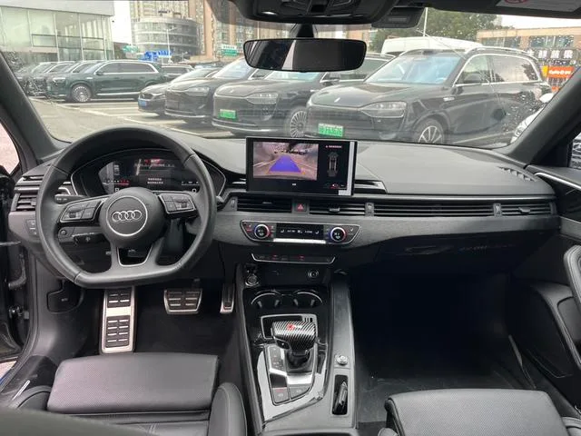 Audi A4L 2023 40 TFSI Deluxe Dynamic interior photo 9